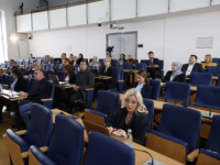 SKUPŠTINA KS JEDNOGLASNO USVOJILA ZAKON: Mladi dobijaju razliku subvencija iz 2023.