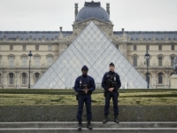 SVE ODGOVARA NJIHOVIM METODAMA: 'Pink Panteri' stoje iza pljačke muzeja Louvre?