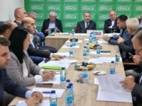 PREDSJEDNIŠTVO SDA ZASJEDALO U ZVORNIKU: Traže izmjene Izbornog zakona, reakciju OHR-a i zaštitu povratnika u RS, ali i...