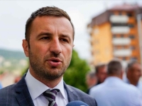 VANREDNO OBRAĆANJE SEMIRA EFENDIĆA: 'Javno se i u potpunosti ograđujem od djelovanja i pisanja tog LAŽNOG FACEBOOK PROFILA!'