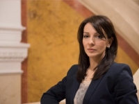 MARINIKA TEPIĆ REGOVALA NA IZAJVE VUČIĆA: 'Ako je incident u Ćacilendu bio teroristički akt, zašto onda nije evakuisana zgrada Skupštine'