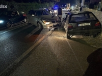TEŽAK UDES KOD BH. GRADA: U sudaru dva automobila ima povrijeđenih
