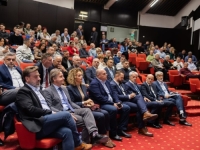 IZ NARODNOG EVROPSKOG SAVEZA PORUČILI DODIKU: 'Ti si čovječe već bivši, a Bosne će biti' (FOTO)