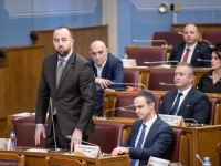 DRAMA ZBOG ODLIKOVANJA MITROPOLITA AMFILOHIJA: Vlast optužena za nastavak istorijskog revizionizma