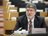 TONINO PICULA O REZOLUCIJI USVOJENOJ U EP: 'To nije napad na Srbiju, već kritika vlasti'