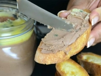 OD AMATERA DO KULINARSKOG MAHERA: Napravite domaću paštetu od piletine i oduševite ukućane...