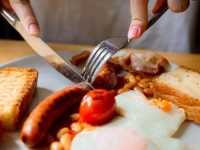 VAŽNOST ZDRAVE ISHRANE: Pet namirnica koje povećavaju rizik od raka debelog crijeva