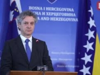 SLOVENSKI PREMIJER LJUT: Oni čiji profit odlazi u inostranstvo bi da ne daju novac, božićnica ima da bude svima