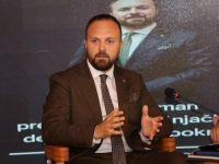 'SB' INTERVJU / SEAD ŠAHMAN O NAPETOSTIMA U CRNOJ GORI: 'Odluka Vlade Crne Gore će imati višestruke negativne posljedice. Nije strano da susjedna Srbija preko određenih...!'