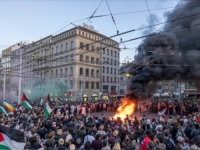 PROTESTI ZA GAZU U ŠVICARSKOJ: Pet policajca povrijeđeno, upotrijebljeni suzavac i vodeni topovi