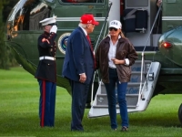 MELANIA TRUMP U NEOČEKIVANOM MODNOM IZDANJU: Porede je s likom iz 'Top Guna'