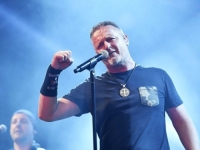 UZBUNA U HERCEGOVINI: Thompson planira iduće godine održati veliki koncert u Mostaru?
