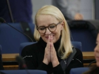 SEBIJA IZETBEGOVIĆ KOMENTARISALA PRODAJU AUTOMOBILA U KOJEM SE VOZIO ALIJA IZETBEGOVIĆ: 'Alija nije volio BMW-a, više je volio običnog golfa'