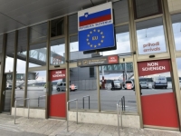 SLOVENIJA POČELA PRIMJENU EES-a: Upozoravaju se građani da će se provjeravati gdje su putovali, poštuju li...