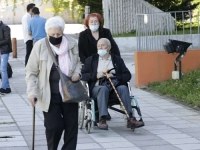 PROBLEMIMA NIKAD KRAJA: Nagli rast cijena smještaja u domovima za starije u BiH, sve duže liste čekanja...