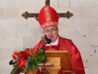 DALIJA OREŠKOVIĆ OČITALA LEKCIJU KARDINALU PULJIĆU: 'Zagreb je porazio mračnu ideologiju ustaštva i fašizma, a Crkva služi misu za...'