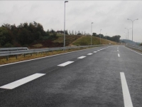 STANJE NA CESTAMA: Zbog saobraćajne nezgode na magistralnom putu M-4 Lukavac - Gračanica, u mjestu...