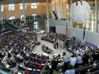 ZAKON PROGURAO MERZOV SAVEZ: Njemački parlament ukinuo opciju ubrzanog državljanstva za...