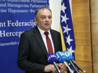 TOMISLAV MARTINOVIĆ PREDLAŽE: Hrvatska treba revidirati državljanstva u BiH
