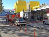 TRAGEDIJA U TUZLI: Poginuo radnik zbog kvara na teretnom liftu