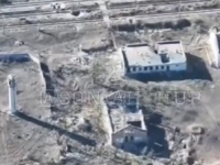 PROCURIO SNIMAK: Ukrajinski MiG-29 kliznom bombom pogodio zgradu u kojoj su se nalazili...