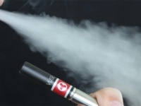 NOVO ISTRAŽIVANJE OTKRILO: Ukoliko koristite elektronske cigarete - opasnost prijeti od...