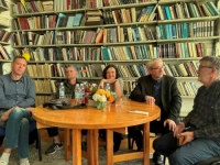 'U NJIMA SE PJEVALO I PLAKALO, I GLADOVALO I MRZILO I LJUBILO…': U Zavidovićima upriličeno sjećanje na važnog bh. književnika Hasana Kikića i njegovo najznačajnije djelo (FOTO)