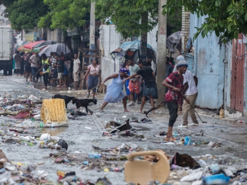 POSLJEDICE JEDNE OD NAJVEĆIH PRIRODNIH KATASTROFA U OVOM DIJELU PLANETE: Razorni uragan odnio najmanje 30 života na Karibima