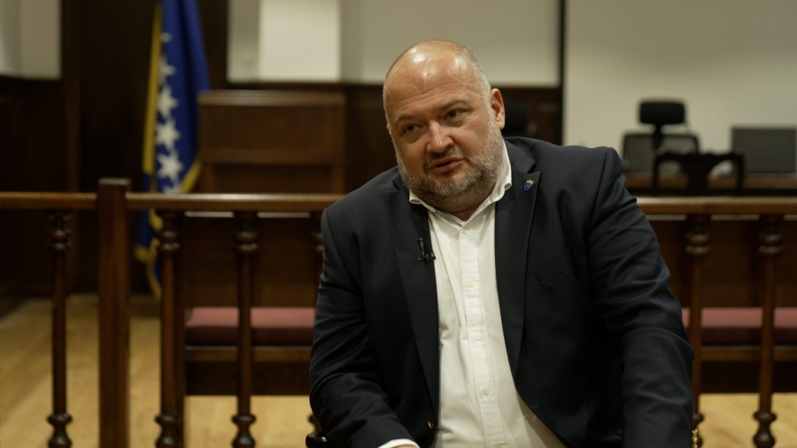 ODLUĆENO U RODNOM GRADU KARLA MARXA: Arben Murtezić će brinuti o edukciji evropskih pravnika, priznanje je to...