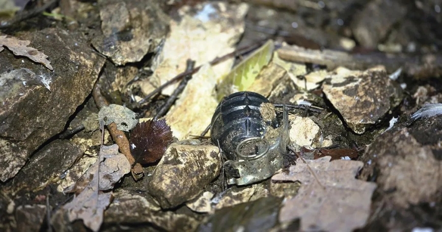 SPEOLOZI ISTRAŽIVALI JAMU U BiH DUBOKU 130 METARA: Na dnu pronašli bombe iz zadnjeg rata