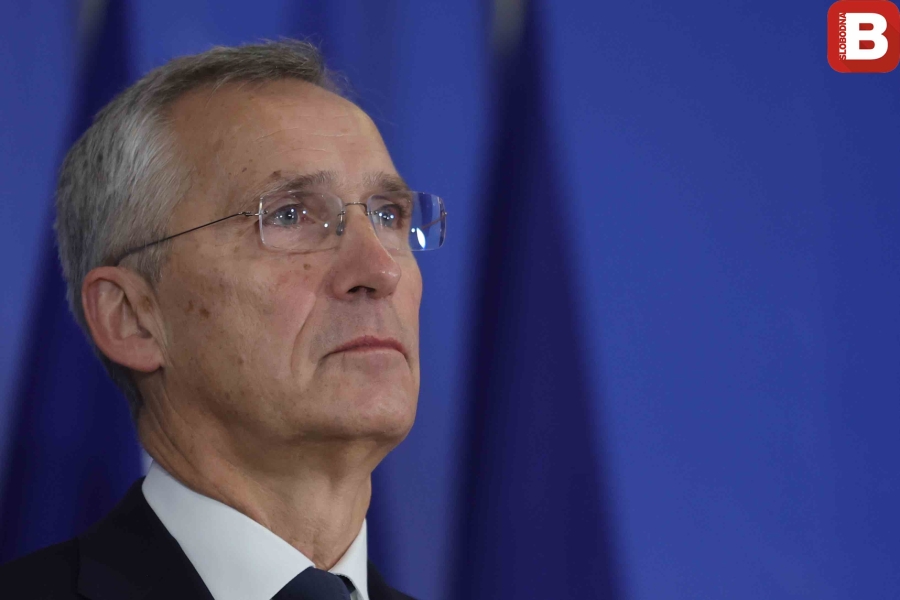BIVŠI ŠEF NATO-a TVRDI: 'Zelenski me molio da NATO preduzme mjere kao u BiH, morao sam ga odbiti'