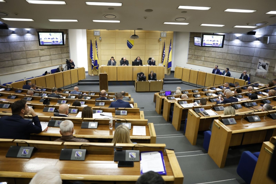 'SB' NA NASTAVKU SJEDNICE DOMA NARODA PARLAMENTA FBiH: Delegati raspravljali o novom zaduženju u iznosu od 95 miliona eura
