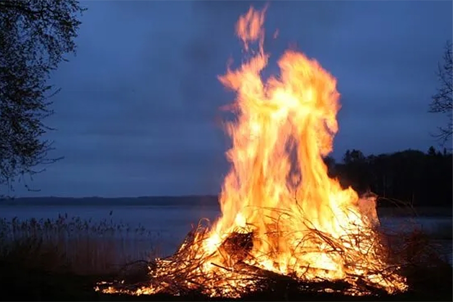 JEZIVO: Mladu bogatašicu optužili su za veze s đavlom, a onda je uslijedio užas...