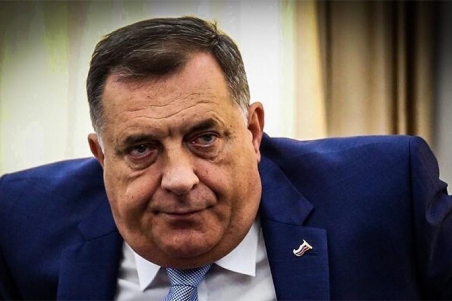 DODIK NE PRESTAJE, SADA IZVRIJEĐAO SARAJEVO: 'Sve smrdi na burek, ne mogu tri dana disati'