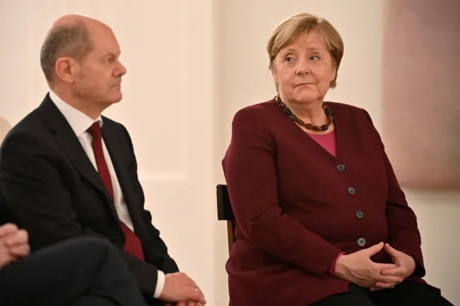 HTIO DA UBIJE ANGELU MERKEL I OLAFA SCHOLZA: Uhapšen u akciji policije
