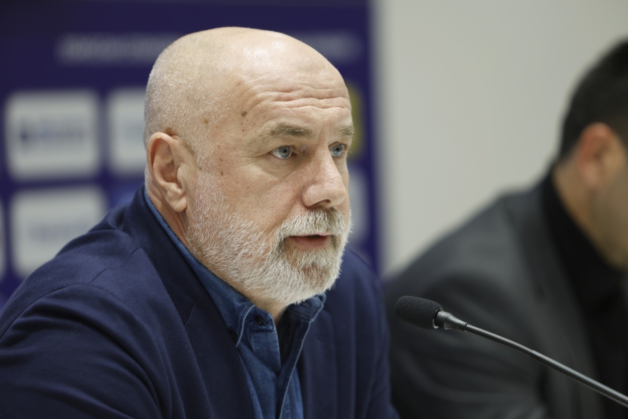 'SB' NA PRESSU SELEKTORA SERGEJA BARBAREZA: Od pozvanih se na prozivci neće pojaviti... (FOTO)