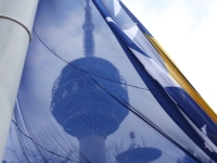 'SB' NA LICU MJESTA: Na brdu Hum podignuta velika zastava Bosne i Hercegovine, pogledajte ko je sve stigao...