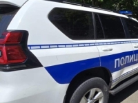 DRAMATIČNO U BEOGRADU: Maskirani napadači topovskim udarima i dimnim bombama zasuli đake Sportske gimnazije