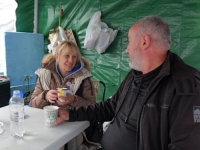 TRAŽE PRAVDU ZA SVOJU DJECU: Potresan susret Dijane Hrke i Milovana Milivojevića, oca mladića koji je stradao u 'Namjenskoj' (VIDEO)