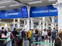 LJUDI PADAJU U NESVIJEST U REDOVIMA NA AERODROMIMA: Stanje je alarmantno u cijeloj Evropi