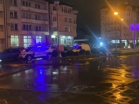 SVEČANA AKADEMIJA U BANJALUCI NIJE ODRŽANA ZBOG DOJAVE O BOMBI: Grupa ljudi uzvikivala 'Srbija, Srbija'