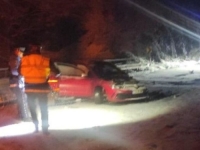 NESREĆA NA KOMARU: Tri osobe povrijeđene, potpuno obustavljen saobraćaj