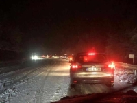 NE IDITE OVIM PRAVCIMA: Snijeg zameo puteve, zastoji širom Bosne i Hercegovine (FOTO, VIDEO)