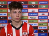 BAJRAKTAREVIĆ BLISTA U DRESU PSV-a: Asistencija, odlična igra i Barbarez na tribinama