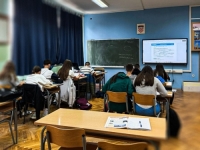 ZVONILO JE, ALI I ODZVONILO: U ovoj školi u susjedstvu zabranili mobitele, gazirana pića, umjetne nokte i neprimjerenu šminku