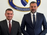 HIT NA INTERNETU: Nakon što je Jasmin Ademović napustio NIP, pojavio se novi logo stranke...