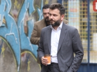 ALBIN ZUHRIĆ PROZVAO ZLATKA LAGUMDŽIJU: 'On ne može komentarisati korupciju i pljačku naroda, niti može donijeti promjenu u našem društvu'