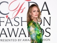 POČAST DONATELLI VERSACE: U haljini koju je proslavila J. Lo, slavna plavuša sve je bacila u drugi plan (FOTO)