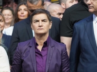 BRNABIĆ PITALI O NESTALIM HRVATIMA, ONA ODGOVORILA KONTRA PITANJEM: 'Otkud 400.000 ljudi na Thompsonu, zašto Vučić ne smije u Jasenovac?'