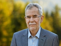 'ORLOVI' RANO LETE: Predsjednik Austrije posjetio fudbalere Ralfa Rangnicka uoči utakmice protiv 'Zmajeva' (VIDEO)